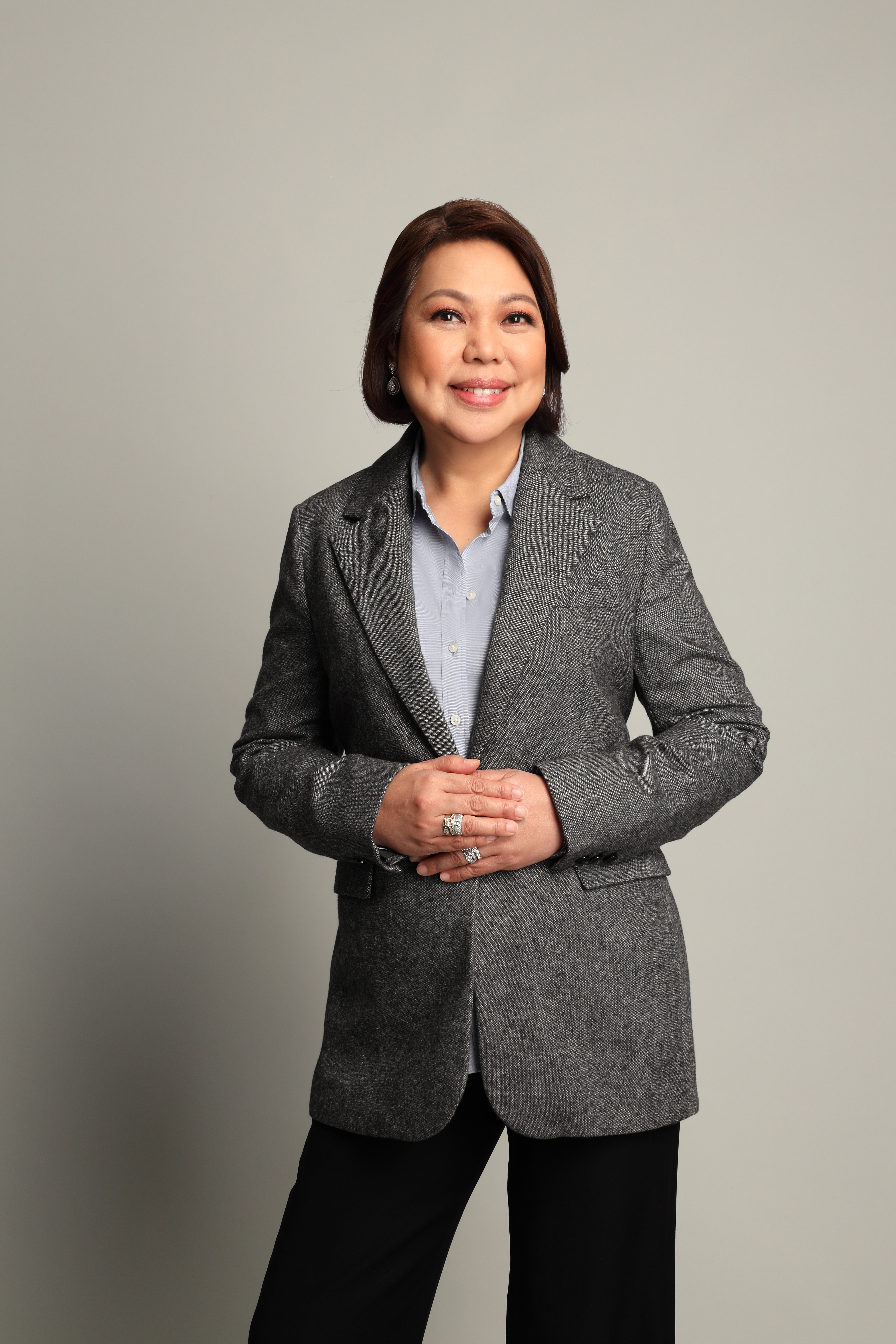 Yoly Crisanto